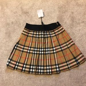Burberry Pansie plaid skirt